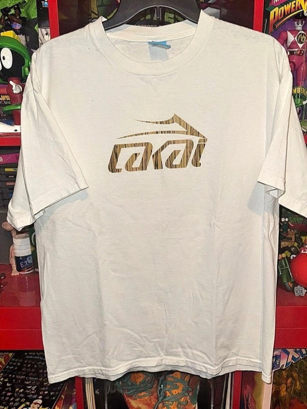 Vintage Lakai Skateboard x wood grain logo T-shirt